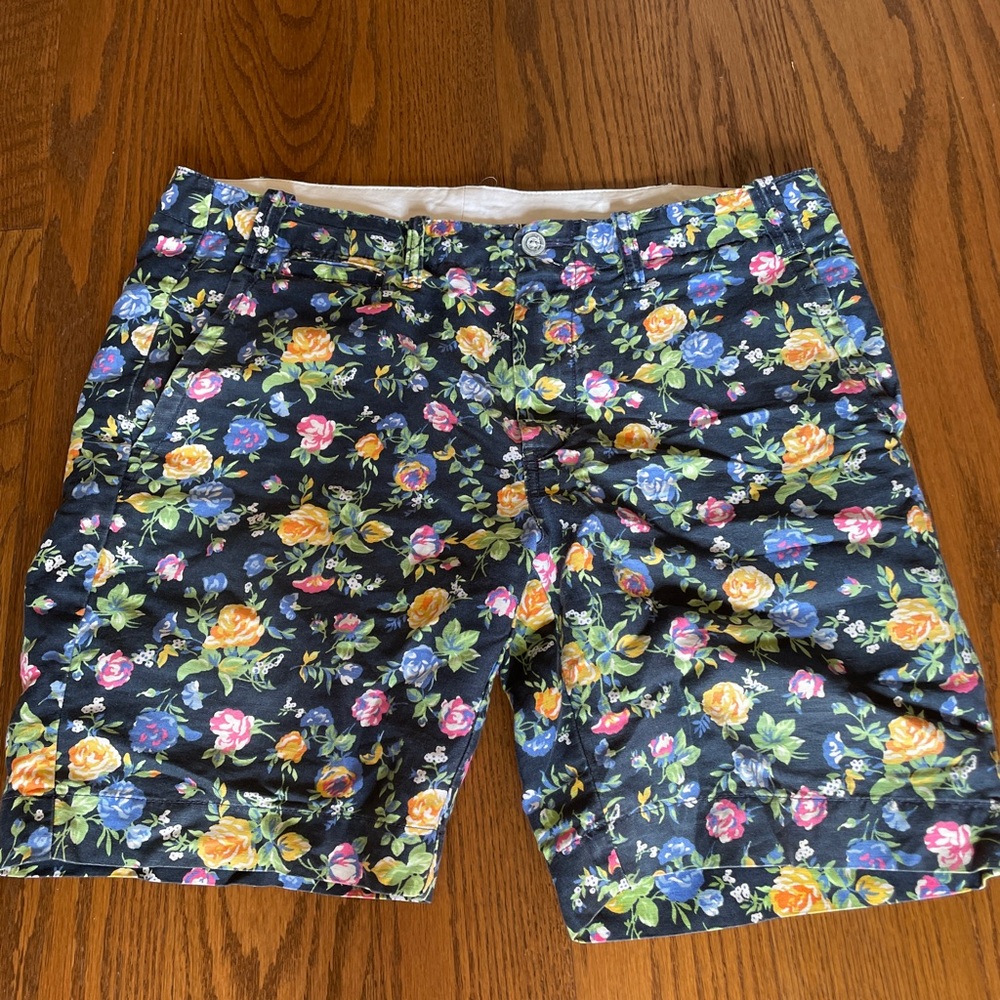 Polo Ralph Lauren Linen Shorts - Navy Floral - Size 34 - Used